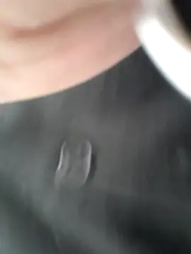 Snapshot of Nick-Ox chatting on 11.11.25 Nick-Ox online show from 11.11.25