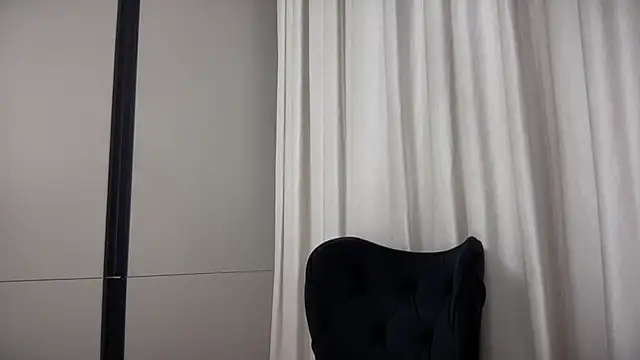 AngelinaMeov online show from 09.30.25