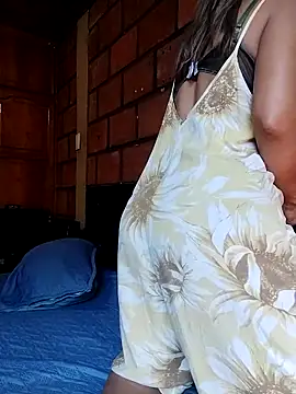 Snapshot of Lady_Lolla11 chatting on 12.03.25 Lady Lolla11 online show from 12.03.25