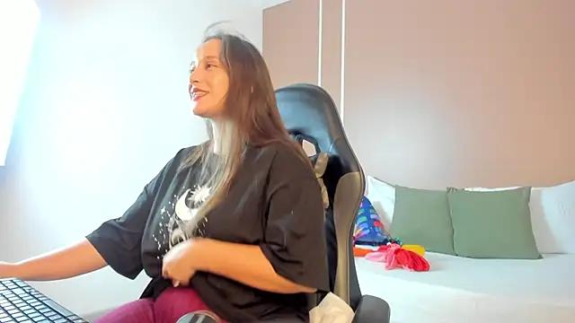 sophia martinezz  online show from 09.16.25