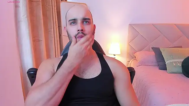 Chris Alzate online show from 09.12.25