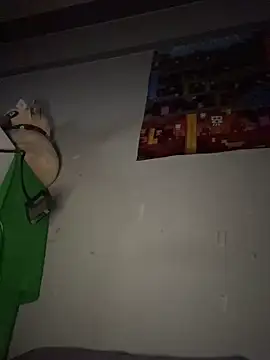 Snapshot of twink69Finger chatting on 11.24.25 twink69Finger online show from 11.24.25