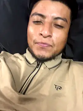 YAHIRALEJANDRIIIIII online show from 10.08.25