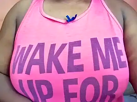 Snapshot of sexyamanda_ chatting on 02.03.25 sexyamanda  online show from 02.03.25