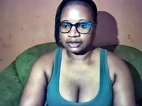 Snapshot of sexyamanda_ chatting on 02.28.25 sexyamanda  online show from 02.28.25