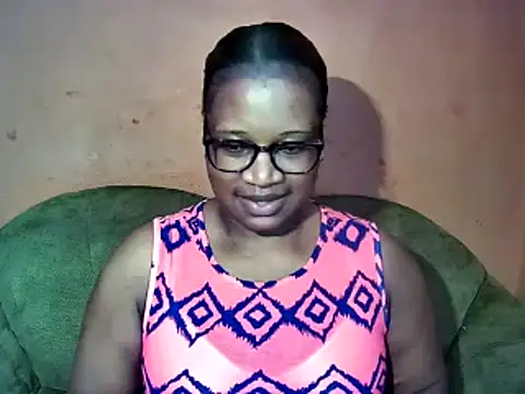 Snapshot of sexyamanda_ chatting on 03.14.25 sexyamanda  online show from 03.14.25