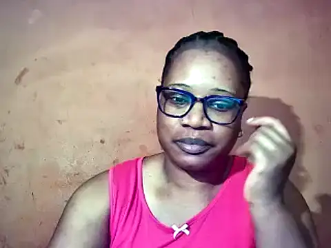 Snapshot of sexyamanda_ chatting on 10.23.25 sexyamanda  online show from 10.23.25