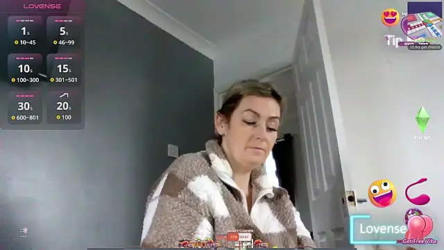 GoldenSquirter online show from 12.05.25