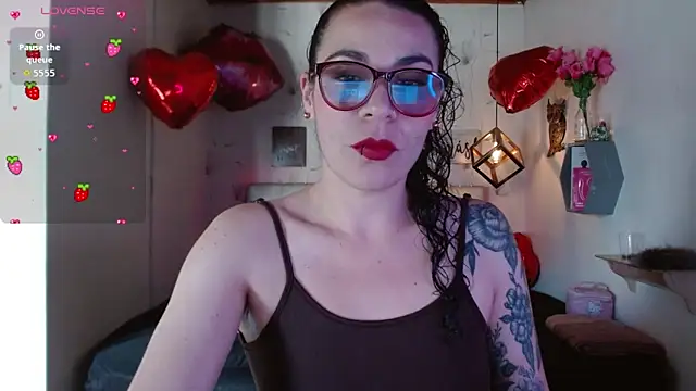 mia velvet1 online show from 03.13.26