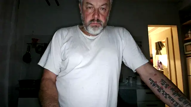 Berg Boy online show from 10.28.25