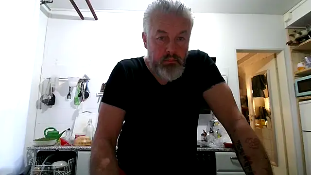 Berg Boy online show from 02.23.26