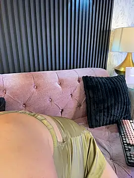 Alexa Madisson online show from 04.24.26