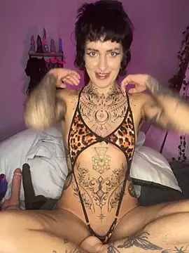 Snapshot of littleinkedblaise666 chatting on 06.16.26 littleinkedblaise666 online show from 06.16.26