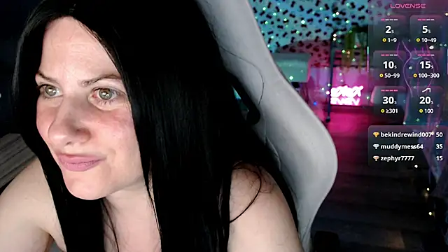 Snapshot of BellaStar84 chatting on 05.15.26 BellaStar84 online show from 05.15.26