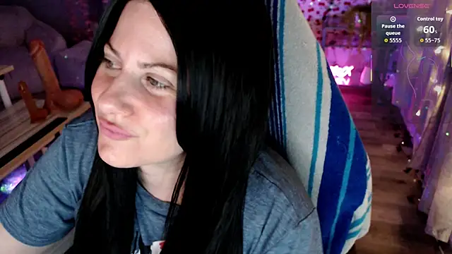 Snapshot of BellaStar84 chatting on 05.26.26 BellaStar84 online show from 05.26.26