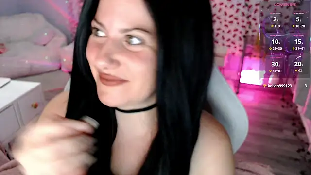 Snapshot of BellaStar84 chatting on 07.17.26 BellaStar84 online show from 07.17.26