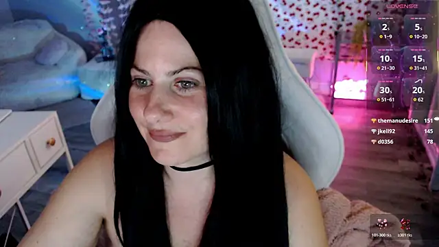 Snapshot of BellaStar84 chatting on 07.17.26 BellaStar84 online show from 07.17.26