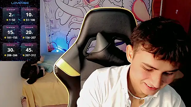 Snapshot of Thomass_shelbyy chatting on 03.14.25 Thomass shelbyy online show from 03.14.25