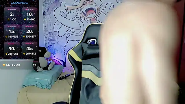 Snapshot of Thomass_shelbyy chatting on 03.15.25 Thomass shelbyy online show from 03.15.25