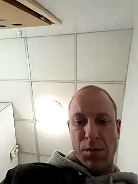 svenpfeifer online show from 03.17.25