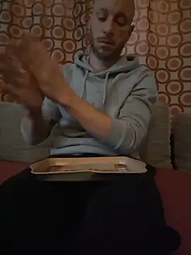 svenpfeifer online show from 11.23.25