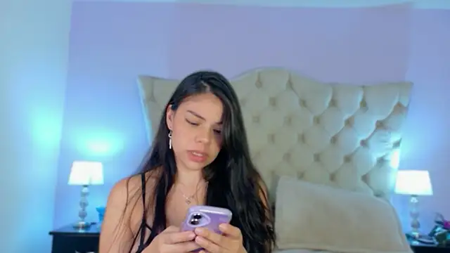 CarolineNasty online show from 04.28.26