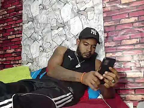 BladeFoxxx1 online show from 06.14.26