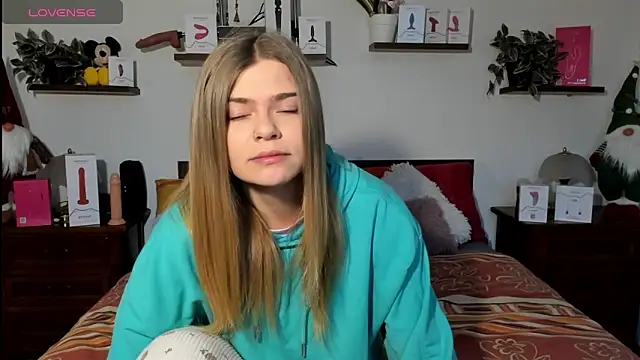 HaleyReedme online show from 01.08.26