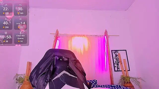 Snapshot of Brithanycullen chatting on 03.13.25 Brithanycullen online show from 03.13.25