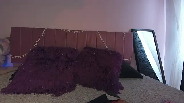 kitty-kryss online show from 03.13.26