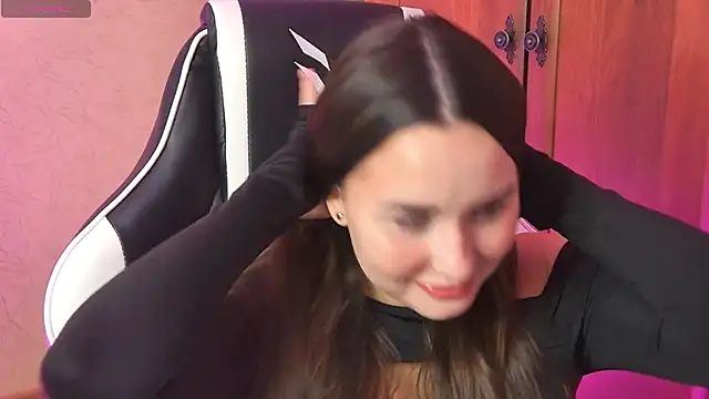 Snapshot of CherryTouss chatting on 01.10.26 CherryTouss online show from 01.10.26