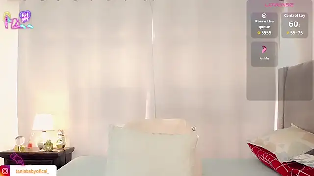 Snapshot of taniababy chatting on 03.05.26 taniababy online show from 03.05.26