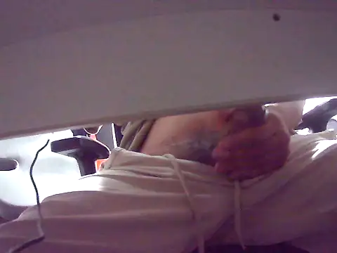 Snapshot of desingxxx chatting on 04.29.26 desingxxx online show from 04.29.26