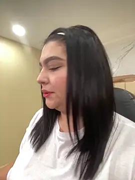 eva sainnt online show from 03.20.25