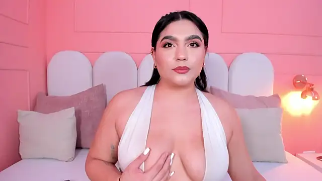 Snapshot of eva_sainnt chatting on 12.04.25 eva sainnt online show from 12.04.25