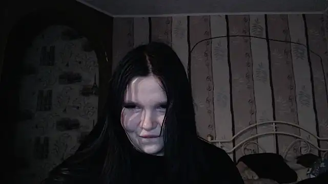 Snapshot of Victoriakot chatting on 03.18.25 Victoriakot online show from 03.18.25