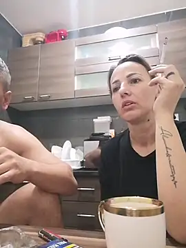 yourflowerpink online show from 10.25.25