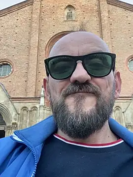 Snapshot of Rimmingtop chatting on 10.24.25 Rimmingtop online show from 10.24.25