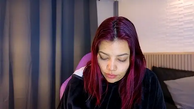 TiffanyWalk online show from 01.10.26