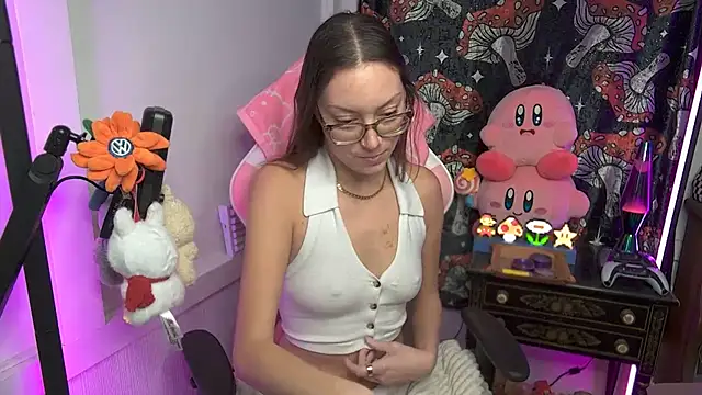 Snapshot of SpaceCowWhore chatting on 01.12.26 SpaceCowWhore online show from 01.12.26