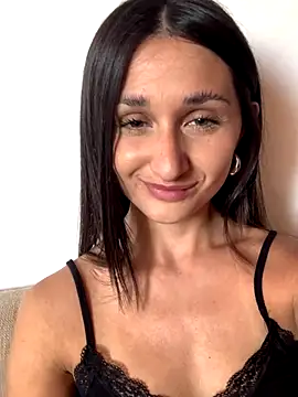 Snapshot of luci_brecman chatting on 12.14.25 luci brecman online show from 12.14.25