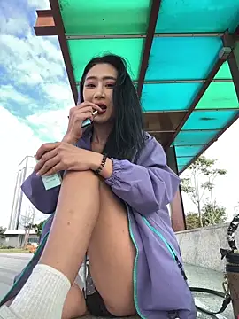 linger-23 online show from 11.06.25