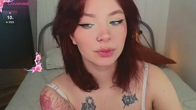 Snapshot of Forget__Me__Nots chatting on 11.16.25 Forget Me Nots online show from 11.16.25