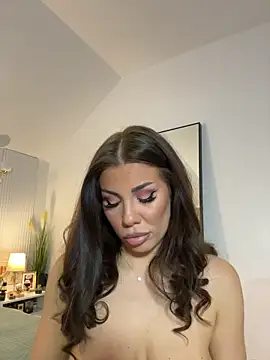 Snapshot of CelineReys chatting on 03.13.26 CelineReys online show from 03.13.26