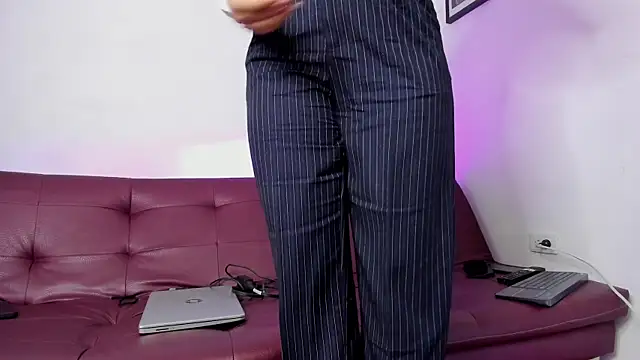 Snapshot of pleasurecompany3 chatting on 09.15.25 pleasurecompany3 online show from 09.15.25