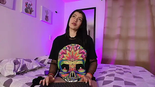 Snapshot of pleasurecompany3 chatting on 12.15.25 pleasurecompany3 online show from 12.15.25