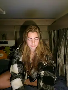 Snapshot of Amesthyst_destiny chatting on 10.15.25 Amesthyst destiny online show from 10.15.25