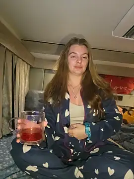 Snapshot of Amesthyst_destiny chatting on 10.19.25 Amesthyst destiny online show from 10.19.25