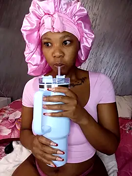 Hotytoty26 online show from 11.22.25