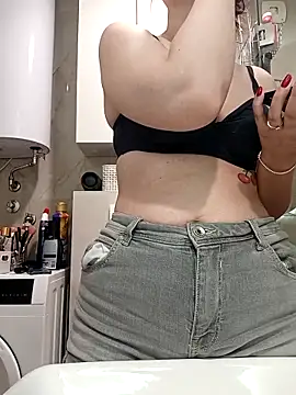MeCherryy online show from 05.13.26